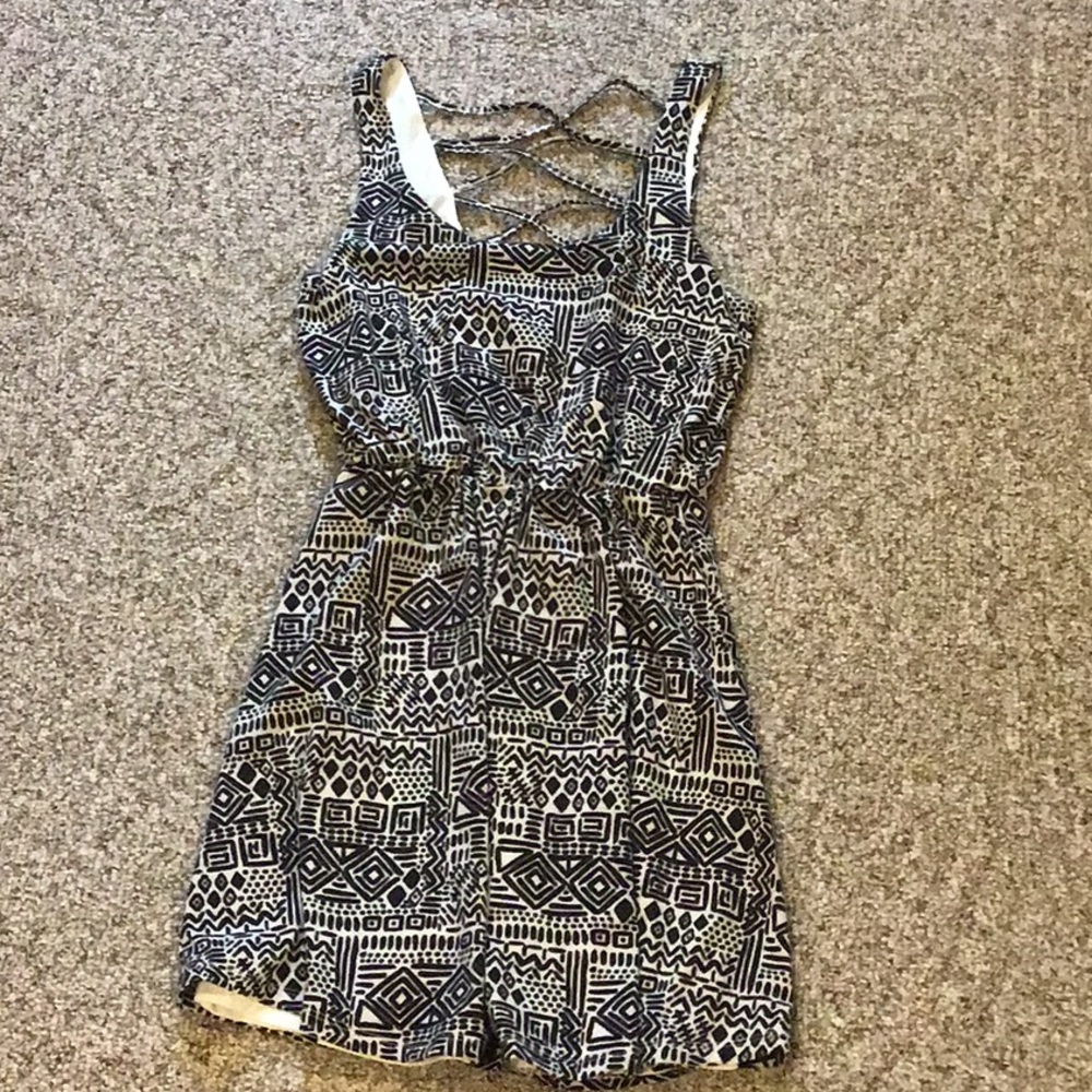 Women’s dress